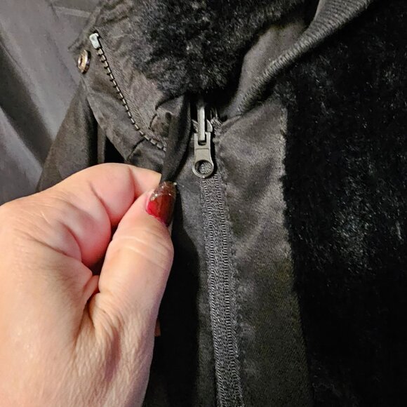 Torrid black 3 in 1 jacket. Size 2 - Picture 9 of 10